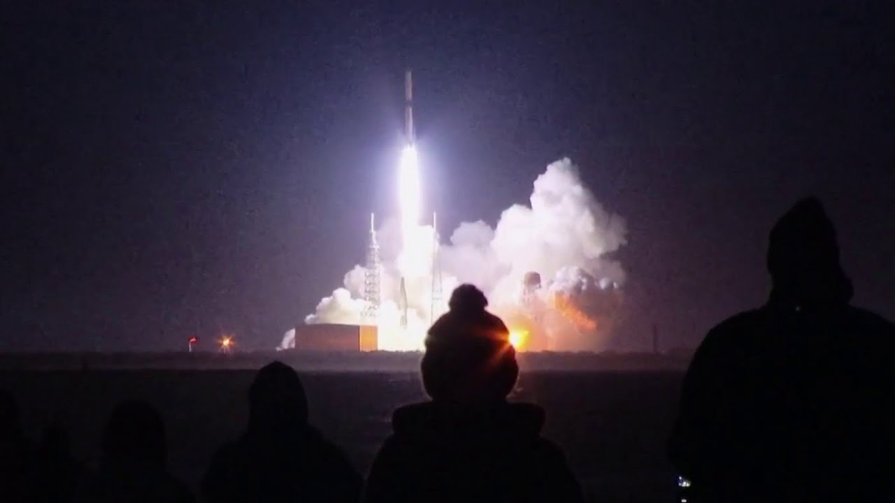 Jeff Bezos’ Blue Origin launches massive New Glenn rocket on first test ...