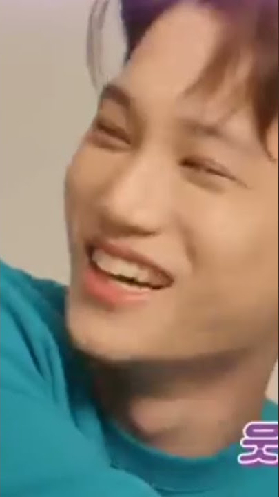 clumsy and handsome jongin oppa 😅🤩🤩🤩#exo #exol #exokai #kimjongin