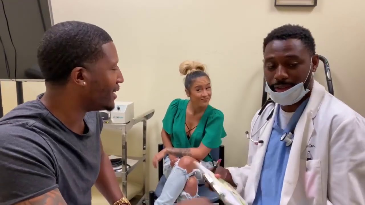 Kountry Wayne - When somebody goes to the wrong doctor for a black eye!