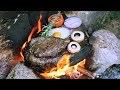 Primitive Cooking on a Rock - Bushcraft Campfire 🥩 طهي اللحوم على الحجر