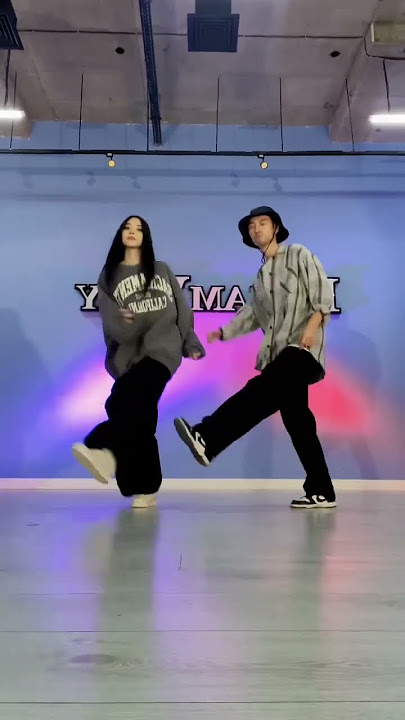 I Gotta Feeling - Black Eyed Peas tiktok dance