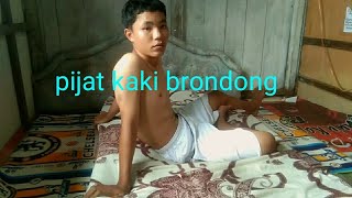 pijat kaki brondong yang sakit