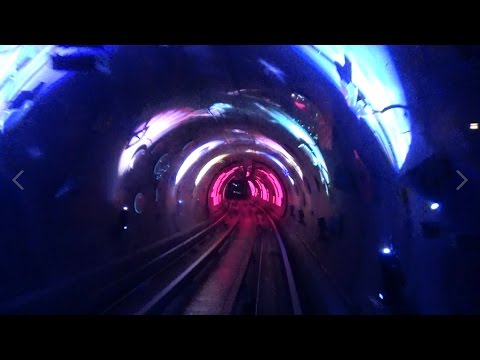 ลอดอุโมงค์เลเซอร์ เซี่ยงไฮ้ (The Bund Sightseeing Tunnel)