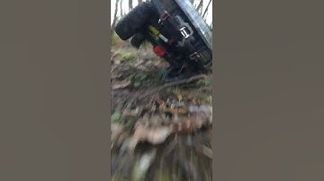 #axial #scx10ii long jump #jump #slowmotion #crawler