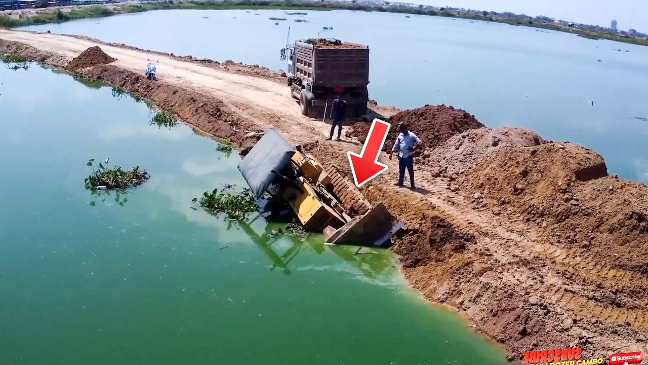 Start New Project ! The amazing rescue bulldozer and the dump truck that helped rescue the bulldozer