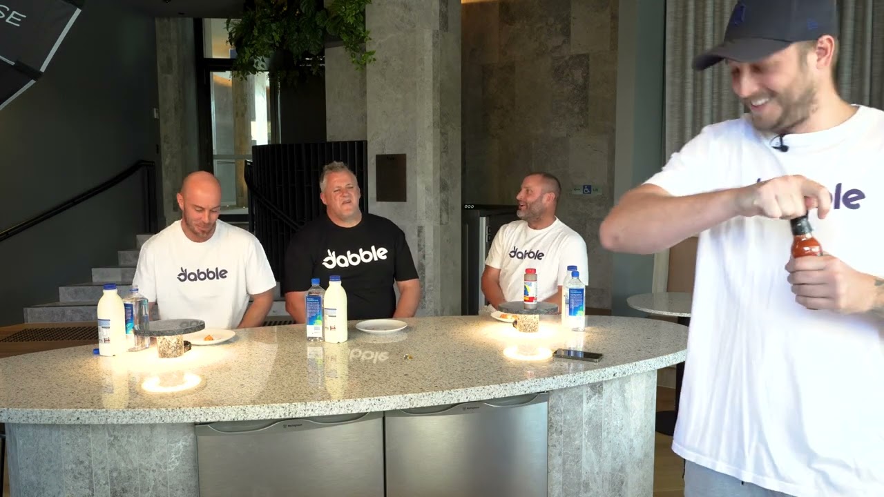 ANGRYDAD СЪЕЛ 1,7 МИЛЛИОНА ЕДИНИЦ ОСТРОГО СОУСА СКОВИЛЛЕ