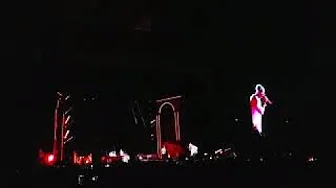 Maroon 5 "What Lovers Do ft. SZA" Live Maroon 5 "What Lovers Do ft. SZA" Live