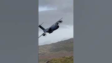MACHLOOP! AIRBUS A400M ATLAS LOW LEVEL IN LFA7 #MACHLOOP #LFA7 #LOWLEVEL #AVIATION #MILITARY #A400M