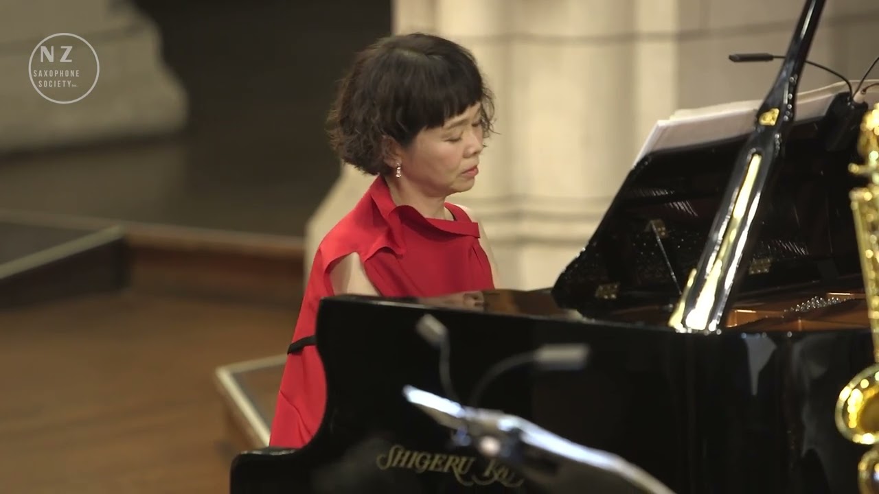 Takashi Yoshimatsu: Fuzzy Bird Sonata - YouTube