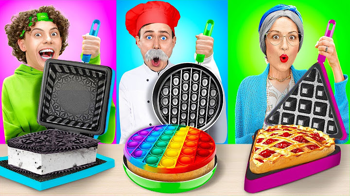 🔷 GEOMETRIC SHAPE FOOD CHALLENGE 😱 One Color 🍔 Me vs Grandma Challenge By 123 GO! TRENDS