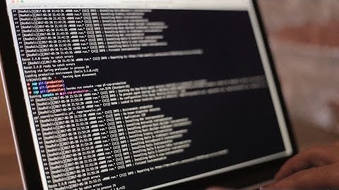 ¿Pueden "hackear" mi celular?: fotos, videos y claves expuestas