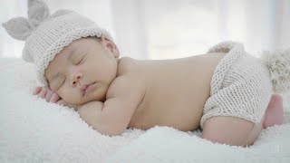 Another sleepless night due to the newborn? sleep scientist and author
of how babies sleep, sofia axelrod, shares three unconventional, but
effective methods...