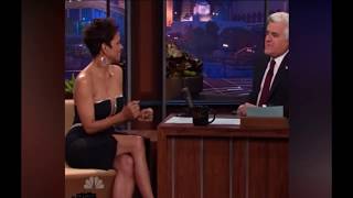 Famous Halle Berry actress H0T cleavage Net Worth
