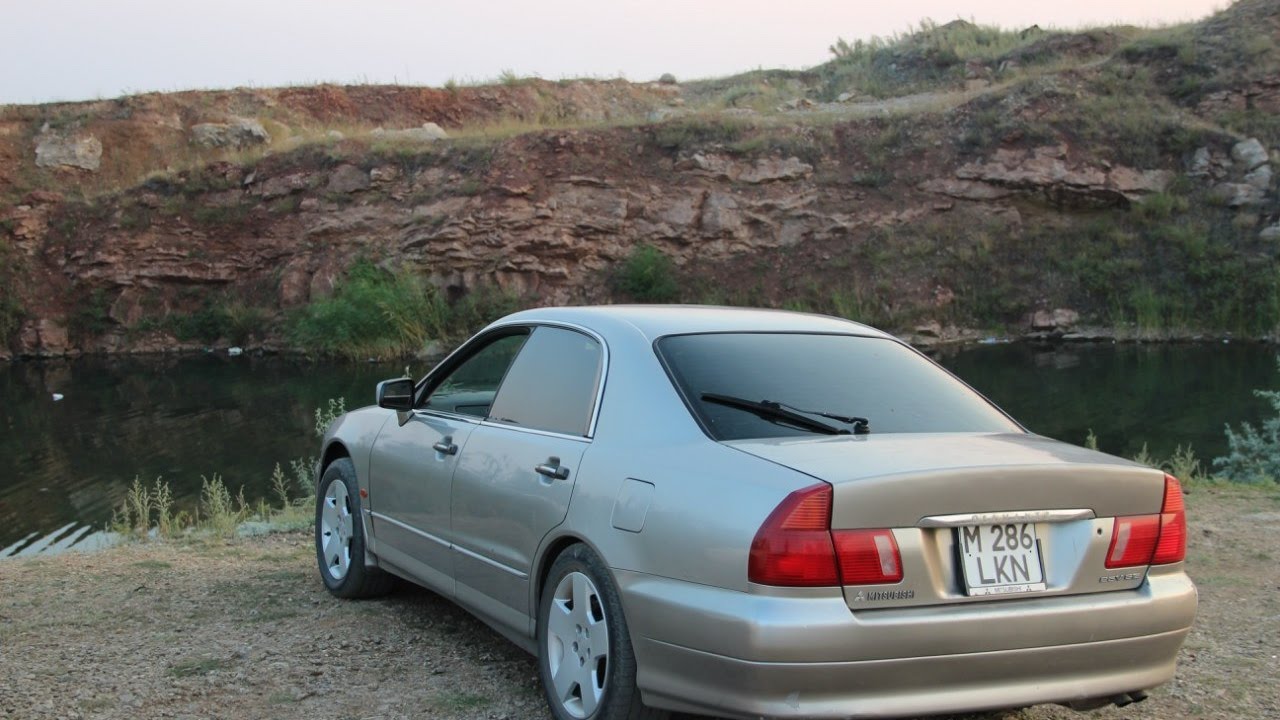 Митсубиси диамант 2003
