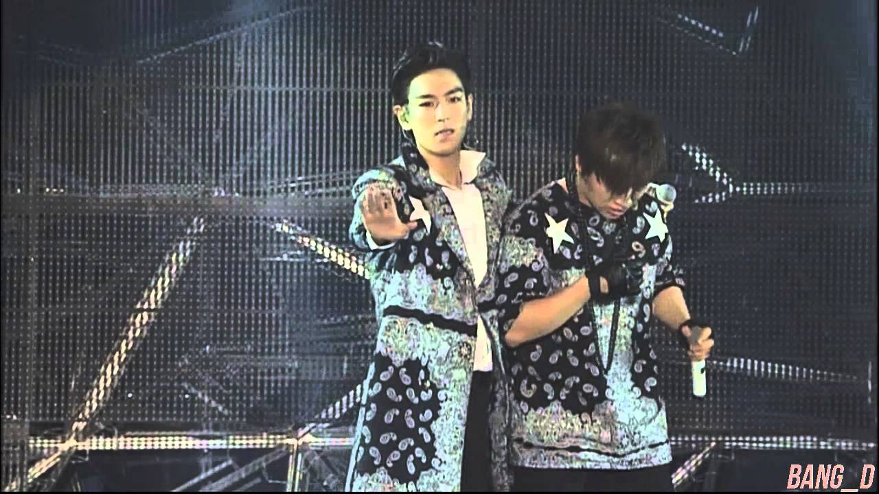 Daesung and TOP on stage