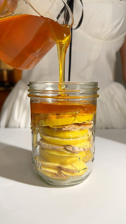 🍋 Lemon Ginger Honey Elixir – Natural Immunity & Energy Booster (16 oz Jar)(full recipe 👇)