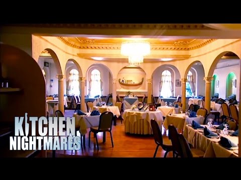 Gordon enters an empty restaurant  - Ramsay's Kitchen Nightmares