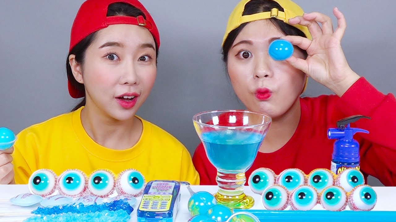 Blue Food Dessert Jelly Mukbang DONA - YouTube