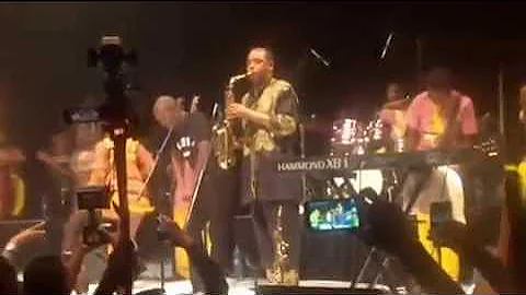 FEMI AND SEUN KUTI ON STAGE AT THE 2KINGS CONCERT