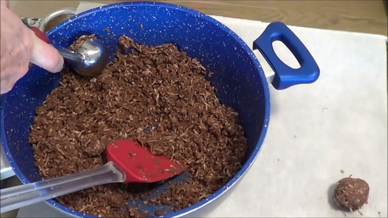 Low Carb Crunchy Peanut Butter Chocolate Coconut Balls