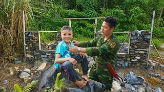 Engineer Trieu Khanh builds his house after moving to a new area, caring for an abandoned boy!