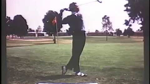 Count Yogi ® Swing, Driver_ Side View ©