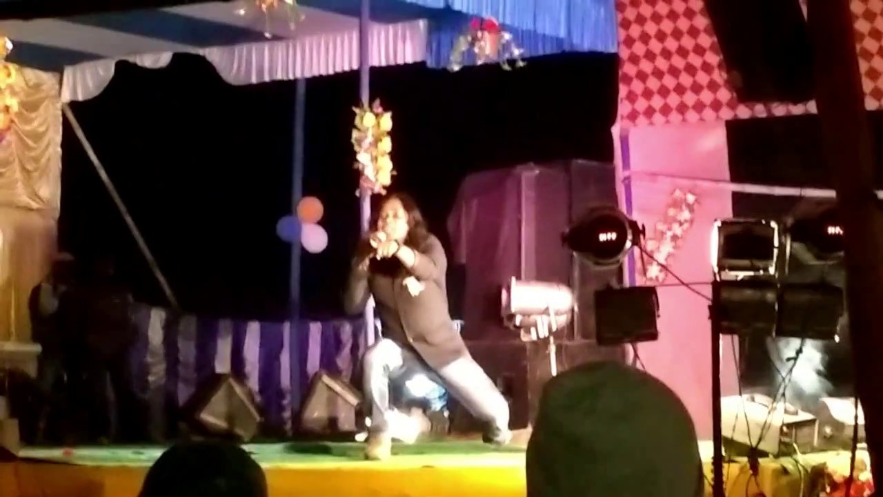 Santhali  stage  show Singer Rathin KiskuAsansolwB