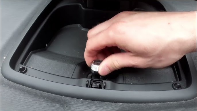 Integrated or portable fragrance diffuser refill Citroën change