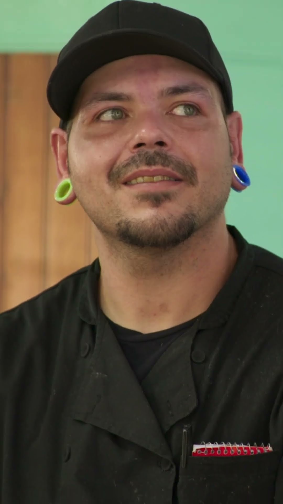 Gordon still doesn't hold back ? Watch new #KitchenNightmares on FOX, next day on @hulu