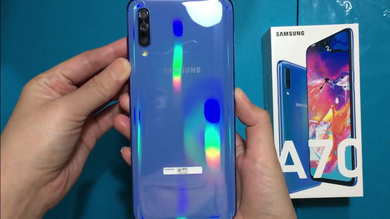 Samsung Galaxy A7 Blue