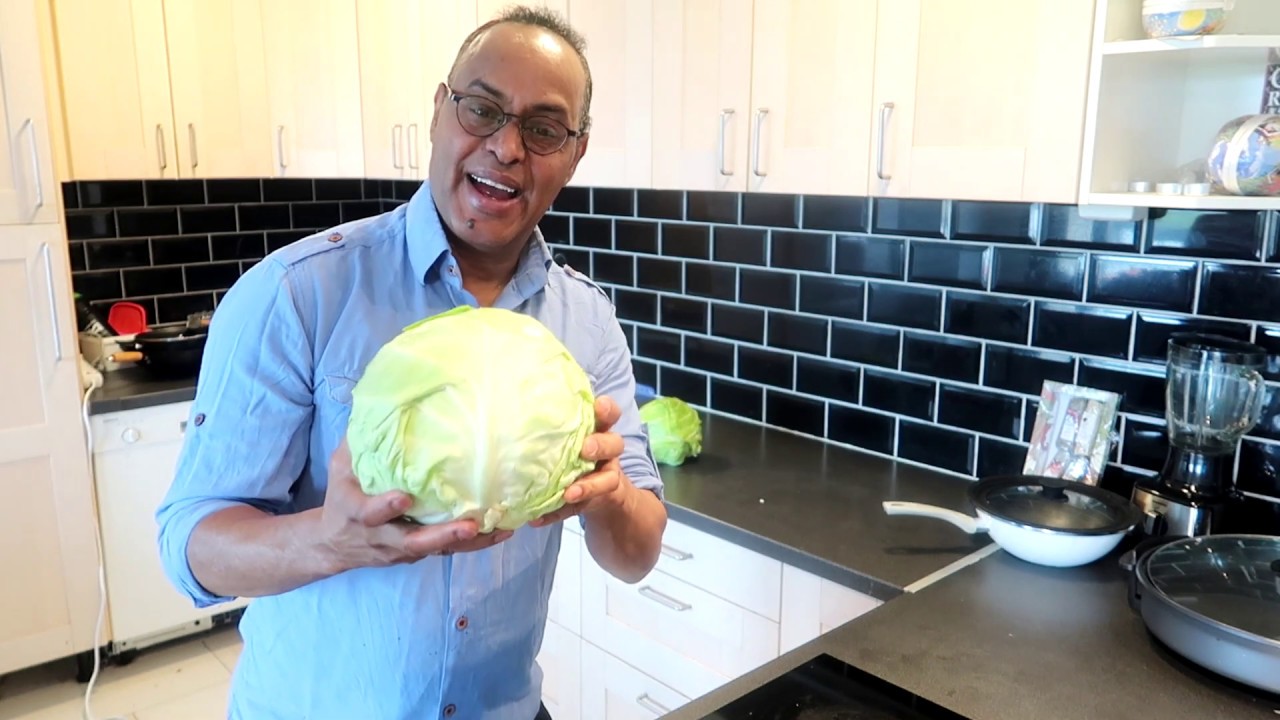 Sideebu u sameeyay. Odayga gabar la tartanta ha loo soo saaro,. Mucjisadii walaal ila kari.