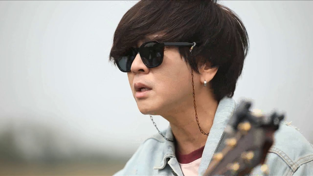 Ver 가을우체국앞에서 -Yoon Do Hyun,Heo Jun- 윤도현,허준 @화성방조제 en YouTube Ver 가을우체국앞에서 -Yoon Do Hyun,Heo Jun- 윤도현,허준 @화성방조제 en YouTube