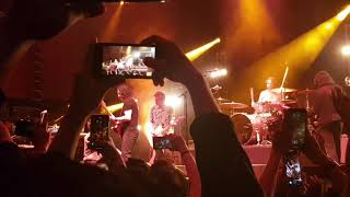 The Raconteurs - The Modern Age ( Feat Julian Casa Blancas)  Live At Plaza Condesa 18/11/19