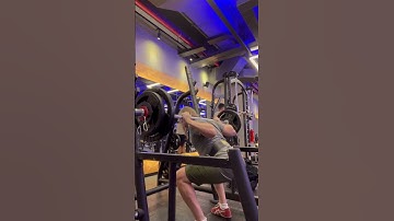 3/9/23 Squat 185 lbs 2 second pause 5x3 Set 5