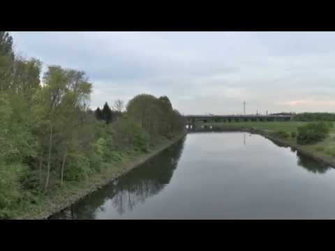 Test Video: Panasonic HC-X810 (Cloudy Daylight) 1080p Full HD Camcorder / 3MOS Leica Dicomar O.I.S.