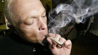 Canada legalizes recreational marijuana