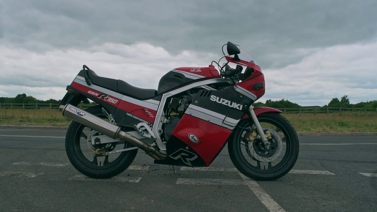 Suzuki GSX-R 750 1985 project | It's GSX-R o'clock Part 1 | Classic Bike Restoration