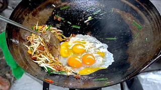 Amazing & Most Famous Pad Thai Street Food In Bangkok