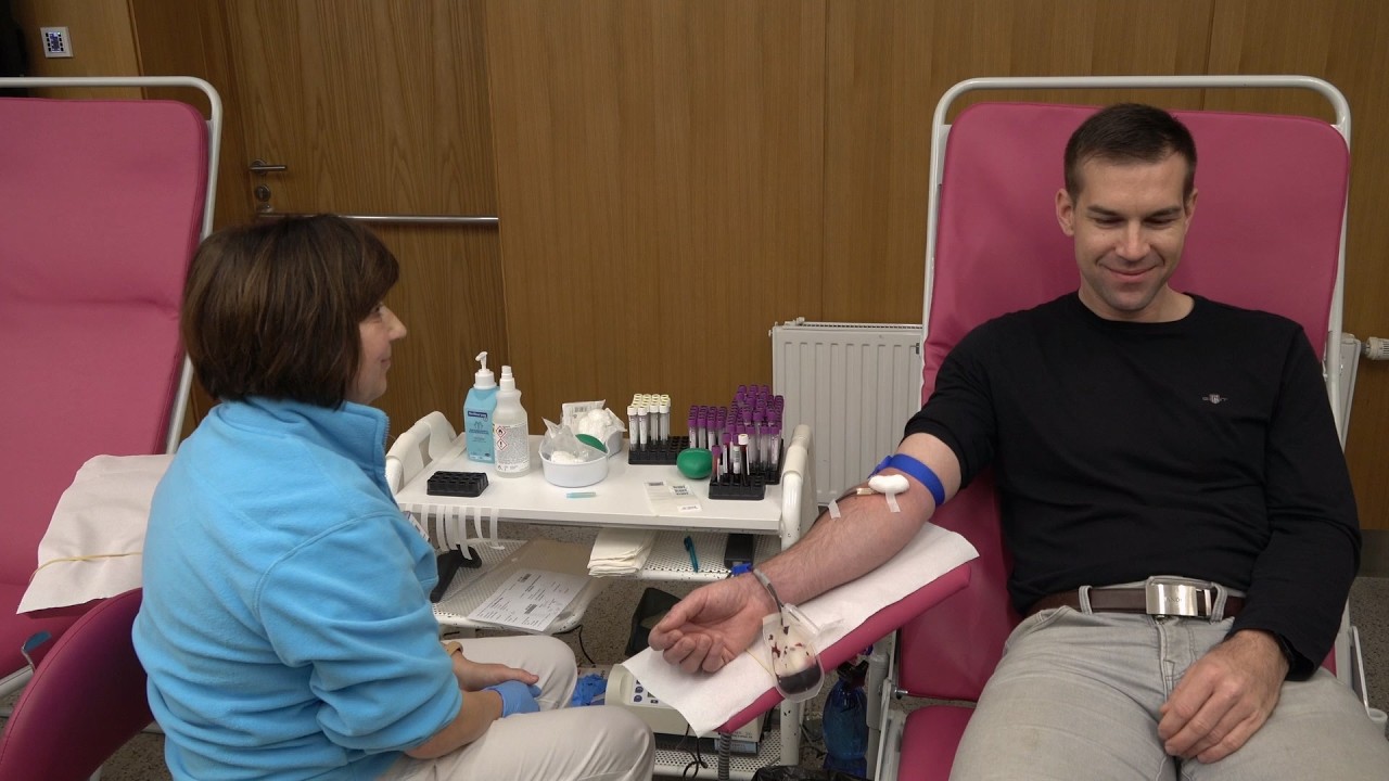 Pomáhej srdcem: desítky lidí darovaly krev na olomouckém magistrátu | Moje Olomouc 10/2026