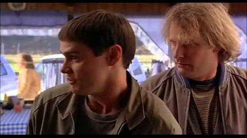 Dumb & Dumber: If that guy on the Table is Sea Bass, ahhh ehhh (Lloyd Tricks Sea Bass)