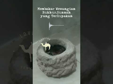Membakar Wewangian Bukhur,