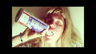 Purity Ring- Fineshrine Music Video (Official)