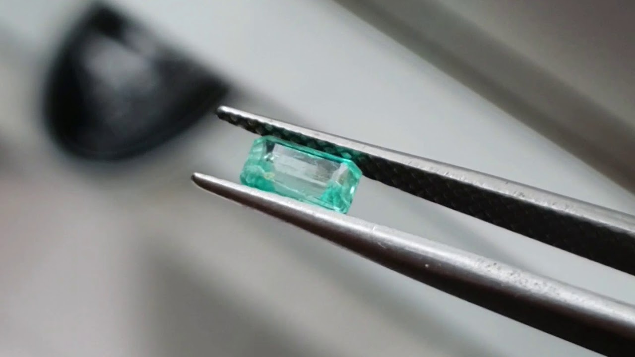 SOLD - Natural Emerald Beryl E1120001 - AG Jewellery