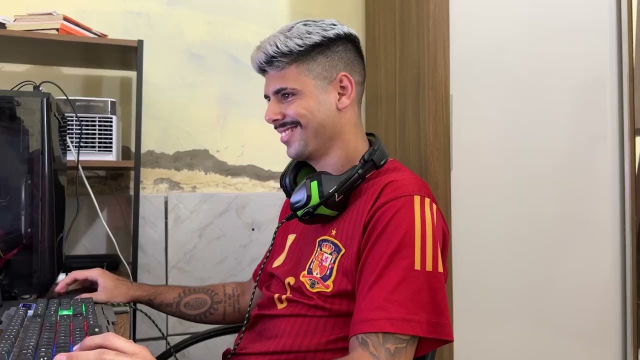 Casal briga por causa do amigo inconveniente que só sabe falar de mulher!