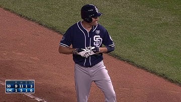 SD@CHC: Smith bloops a run-scoring single in center