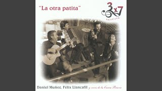 Video thumbnail of "Daniel Muñoz, Félix Llancafil & 3x7 Veintiuna - Me Persigno Con los Clavos"