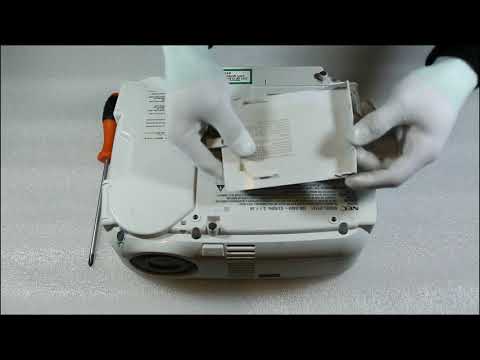 How to replace the projector lamp for VT85LP NEC VT491