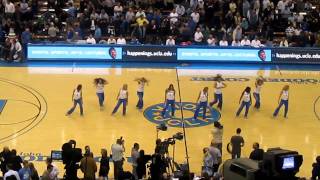 Usher - More UCLA dance team choreography by Katrina Jo Resimi