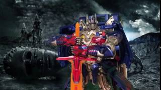 Optimus Prime and Bumblebee Stop Motion Cuts HD