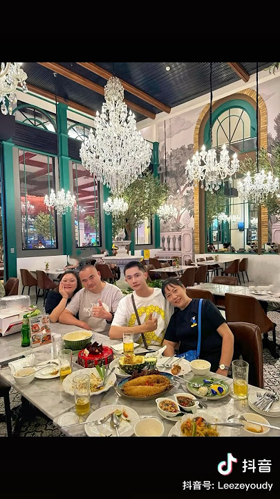 Download lagu Greetings from Zeyou with family #leezeyoudy